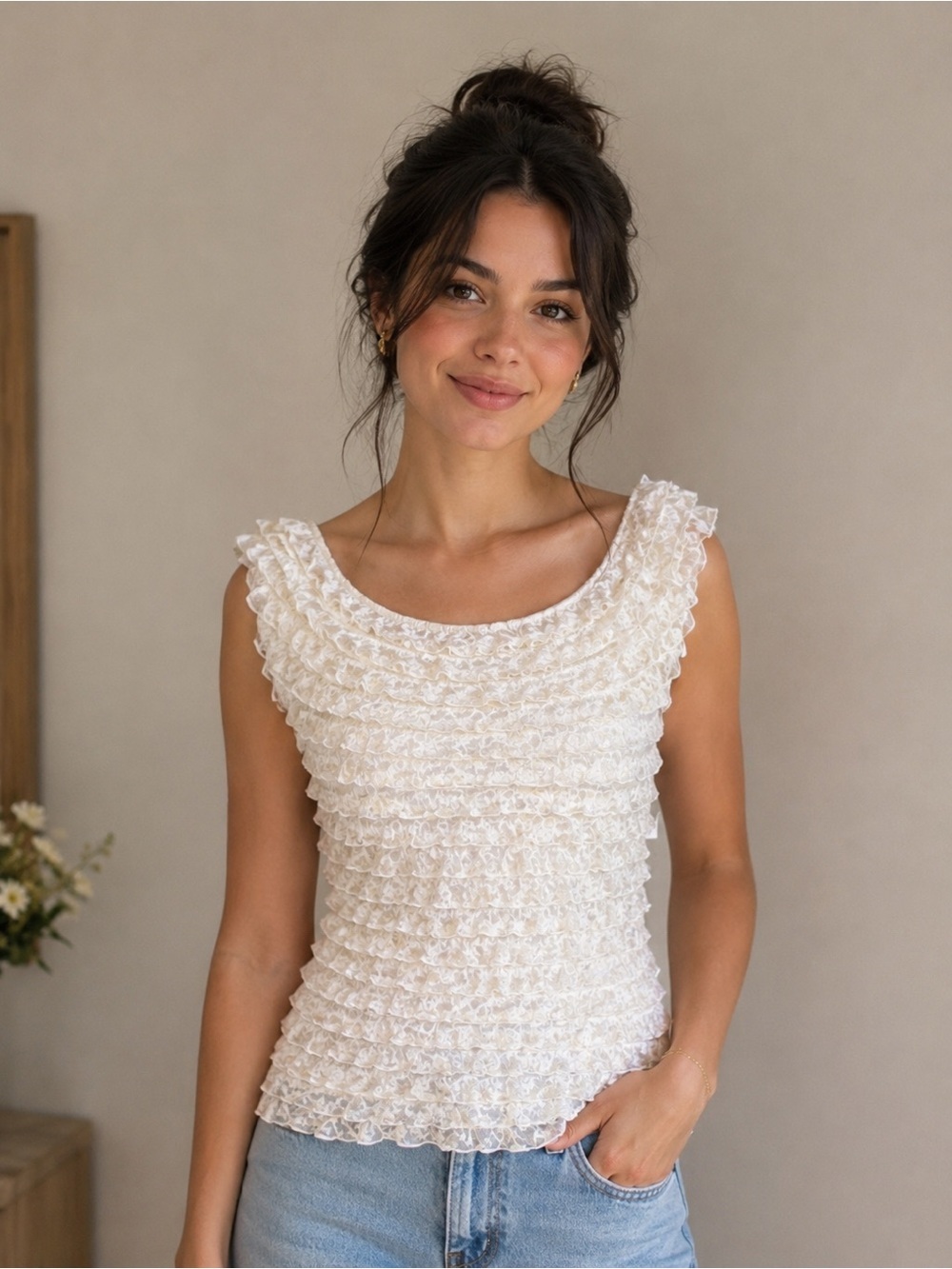NWT Dress Barn Collection Sleeveless Ruffle Top Cream w/Gold Foil Print Size 4